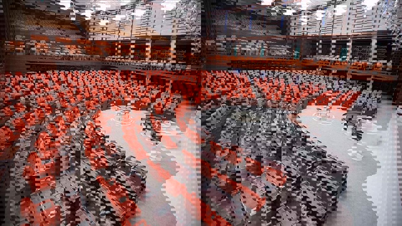 Bedelli Askerlik, Doğum İzni ve ÖTV mecliste